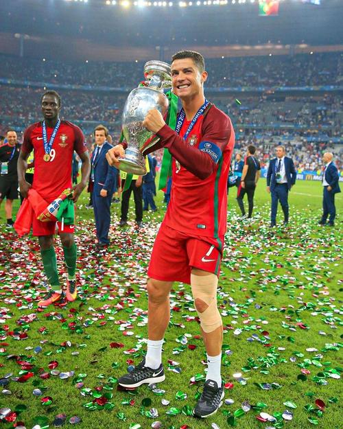 第17轮：比利亚雷亚尔0-2巴塞罗那 集锦